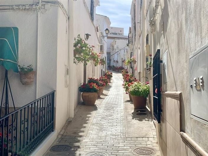 Image No.45-3 Bed Duplex for sale