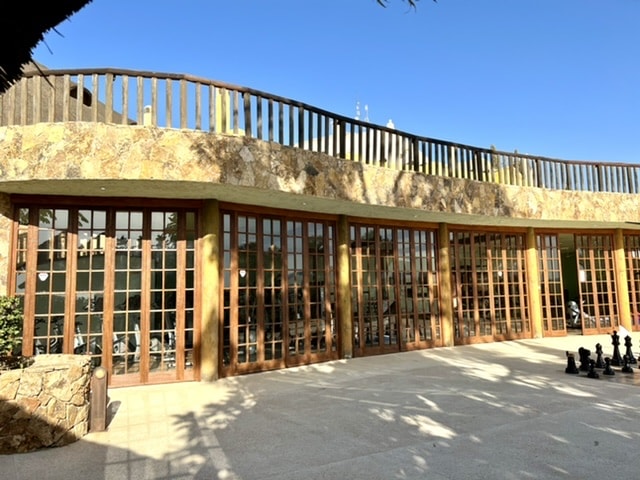 Image No.13-2 Bed Townhouse for sale