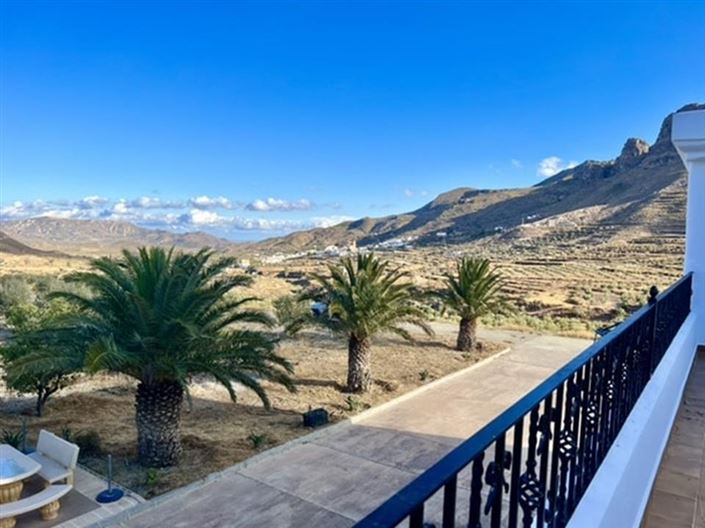 Image No.22-6 Bed Country House for sale