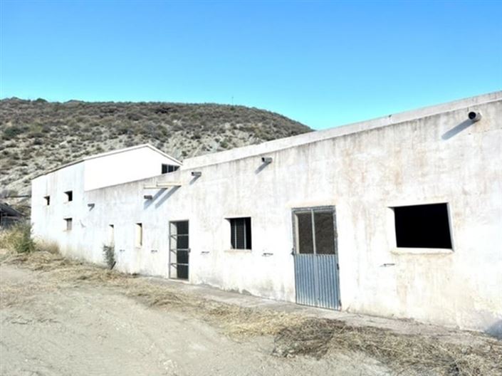 Image No.29-6 Bed Country House for sale