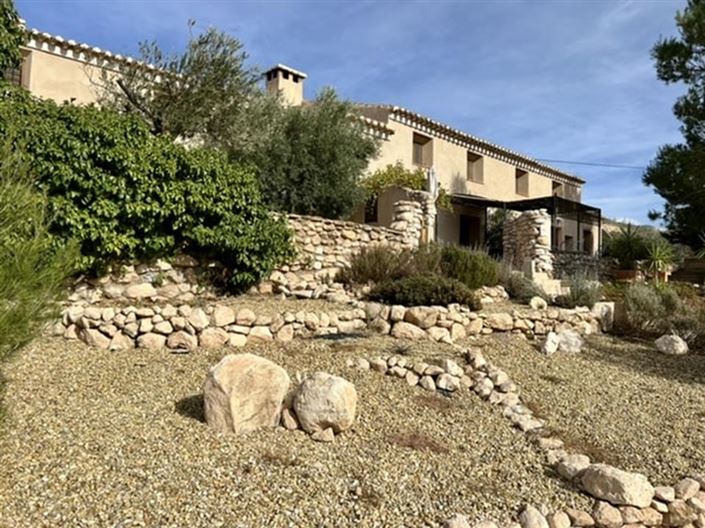 Image No.5-7 Bed Country House for sale