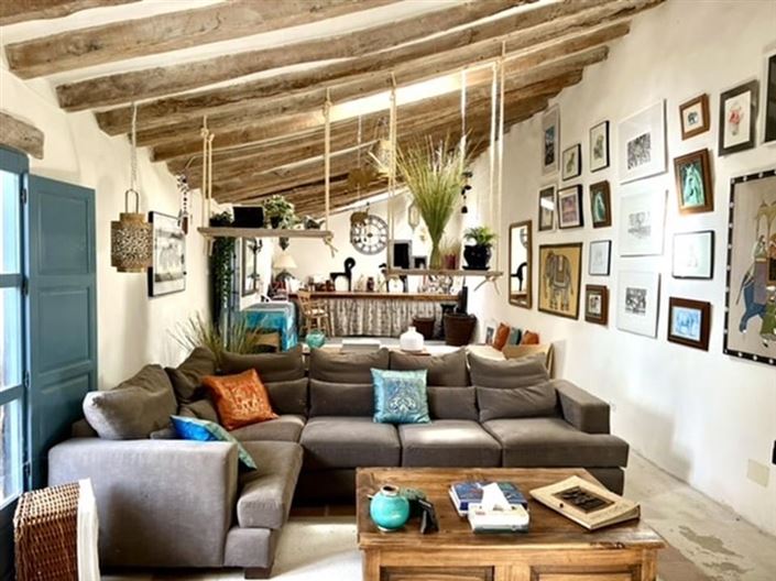 Image No.42-7 Bed Country House for sale