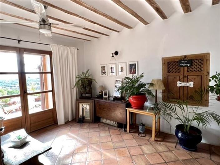 Image No.15-7 Bed Country House for sale