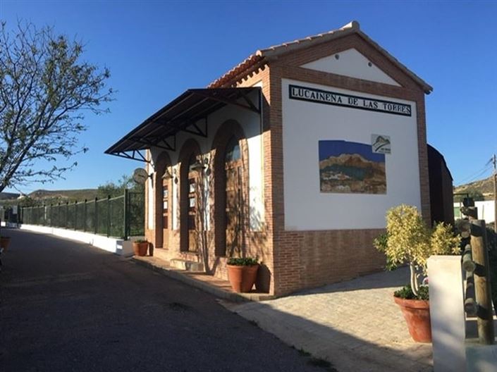 Image No.7-3 Bed Duplex for sale