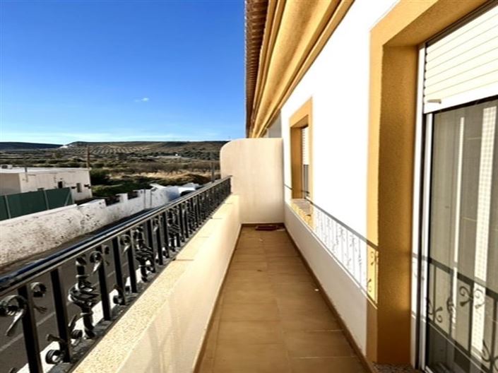 Image No.10-3 Bed Duplex for sale