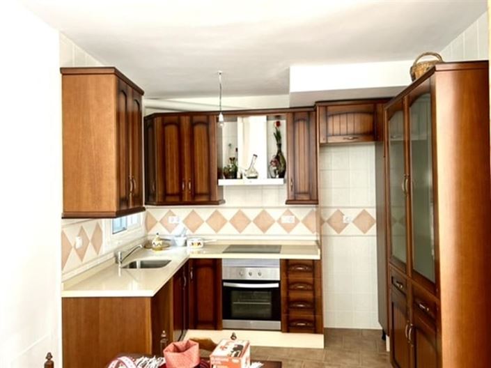 Image No.4-2 Bed Townhouse for sale