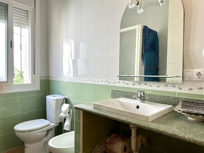 Image No.3-2 Bed Townhouse for sale