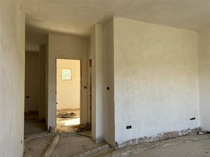 Image No.12-5 Bed Country House for sale