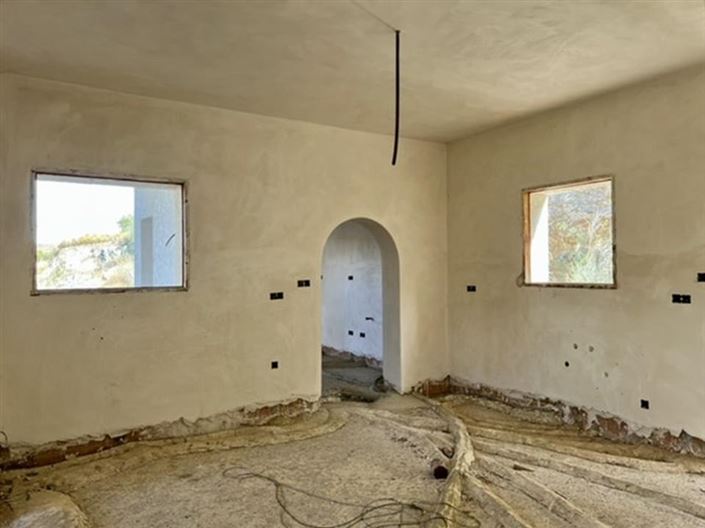 Image No.9-5 Bed Country House for sale