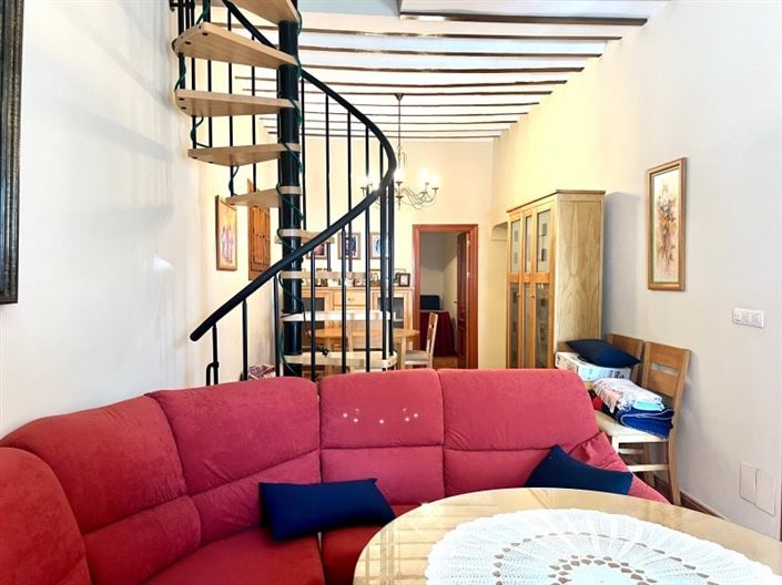 Image No.11-4 Bed Townhouse for sale