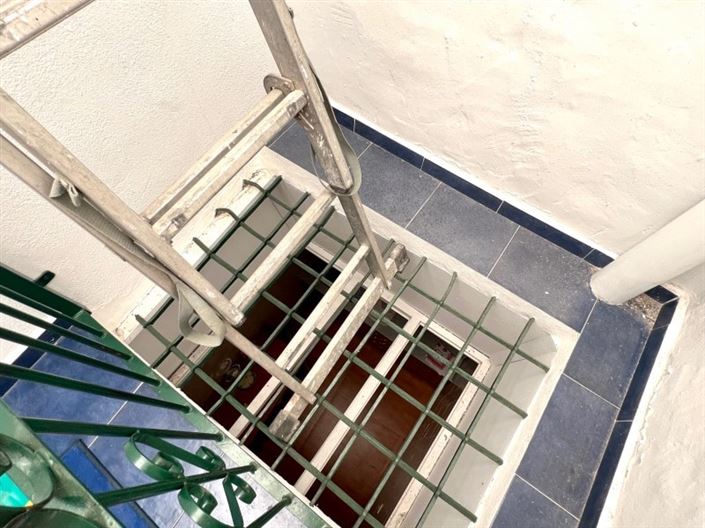 Image No.18-4 Bed Townhouse for sale