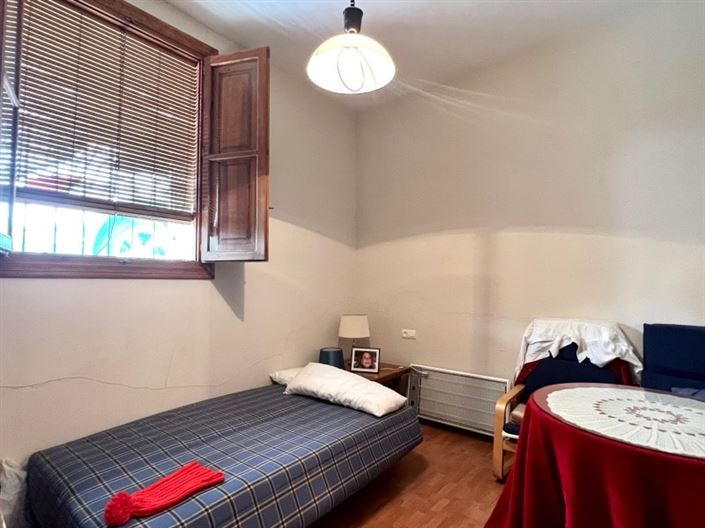 Image No.9-4 Bed Townhouse for sale