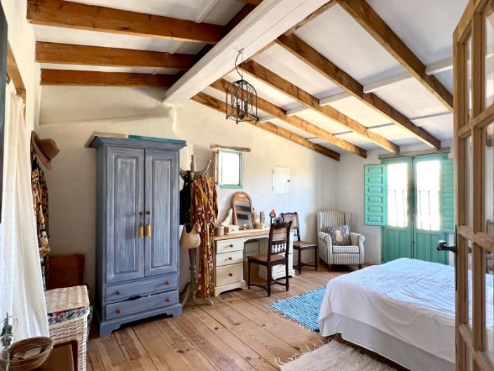 Image No.35-5 Bed Cortijo for sale