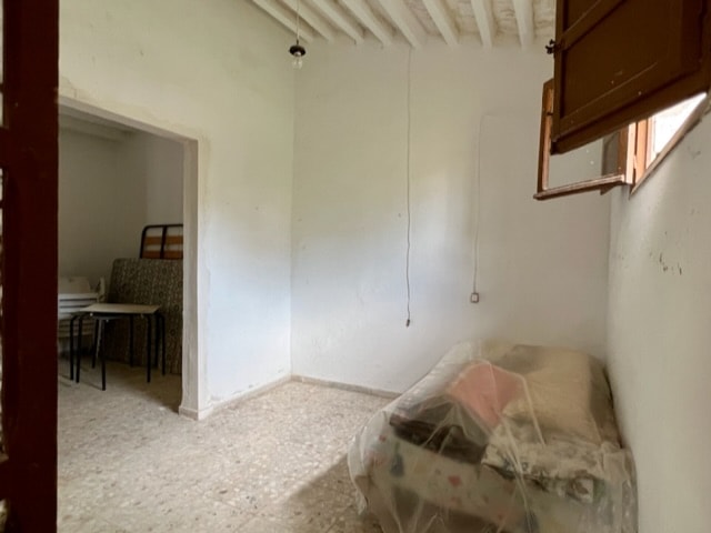 Image No.15-5 Bed Townhouse for sale