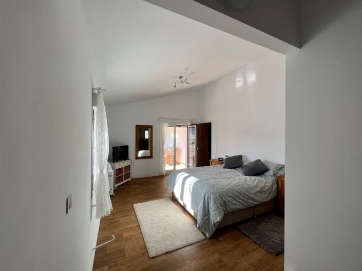 Image No.29-4 Bed Country House for sale