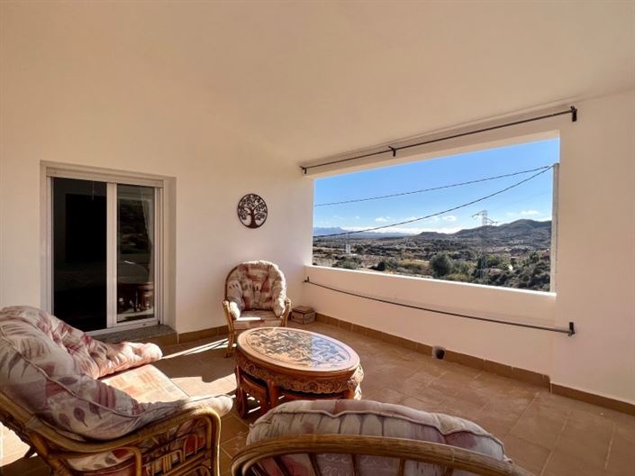 Image No.32-4 Bed Country House for sale