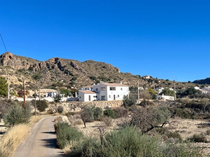 Image No.46-4 Bed Country House for sale