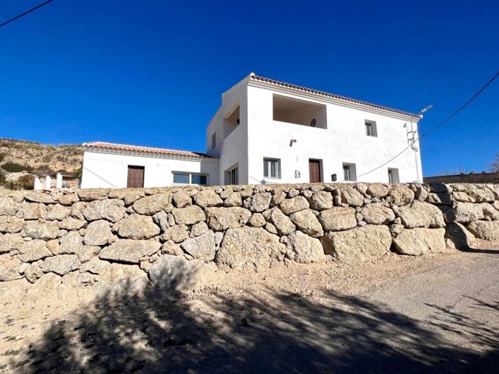 Image No.50-4 Bed Country House for sale