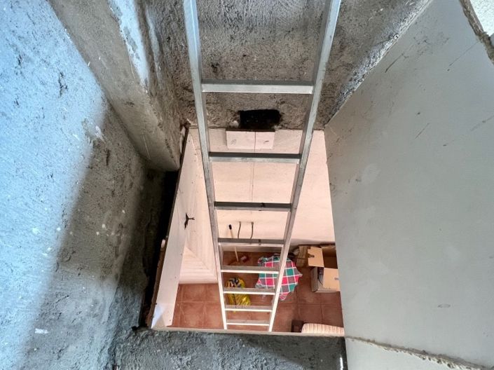 Image No.11-1 Bed Townhouse for sale