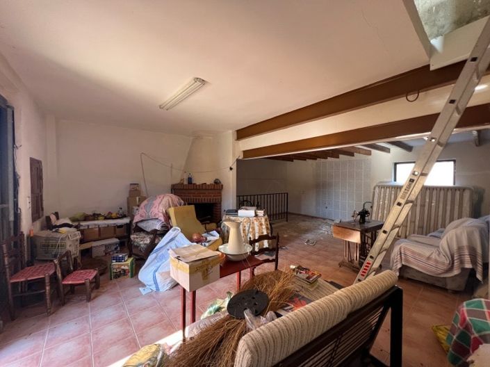 Image No.9-1 Bed Townhouse for sale