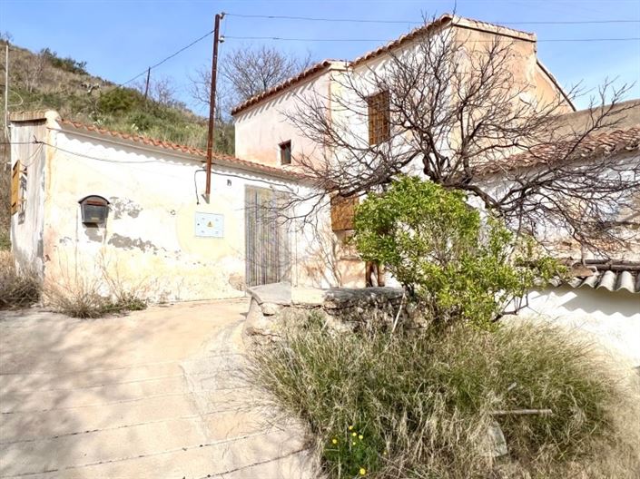 Image No.26-3 Bed Townhouse for sale