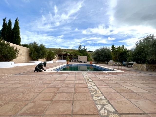 Image No.93-7 Bed Cortijo for sale