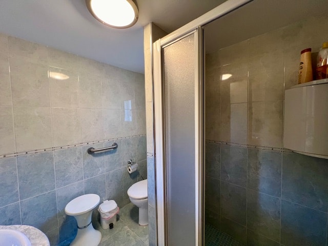 Image No.22-6 Bed Country House for sale