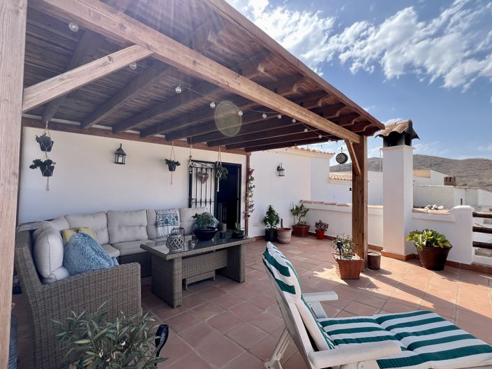 Image No.29-5 Bed Townhouse for sale