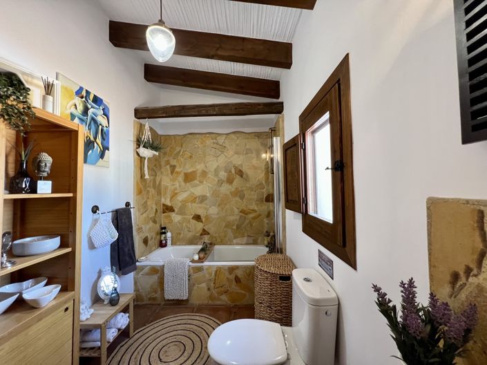 Image No.39-5 Bed Townhouse for sale