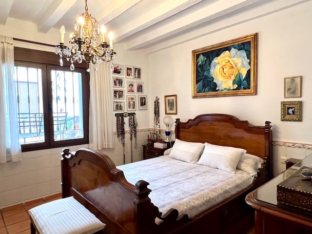 Image No.25-6 Bed House for sale