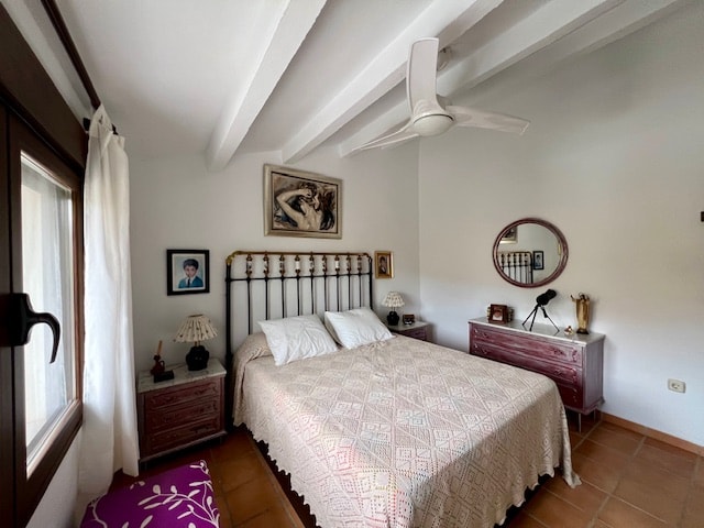 Image No.30-6 Bed House for sale