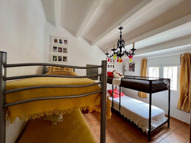 Image No.31-6 Bed House for sale