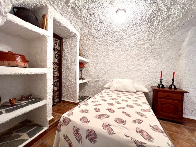 Image No.57-6 Bed House for sale