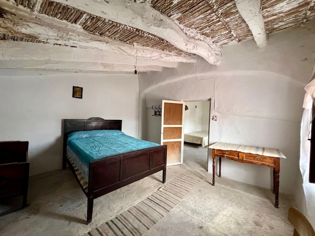 Image No.23-6 Bed Country House for sale