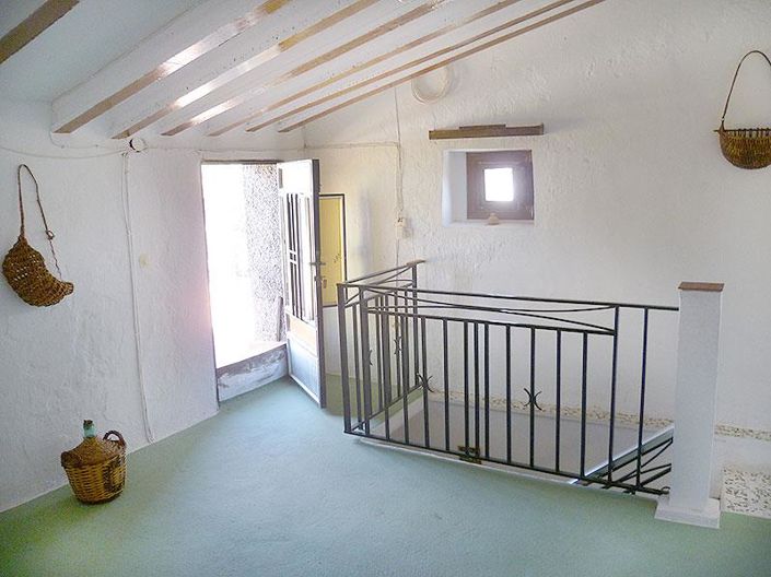 Image No.12-5 Bed Country House for sale