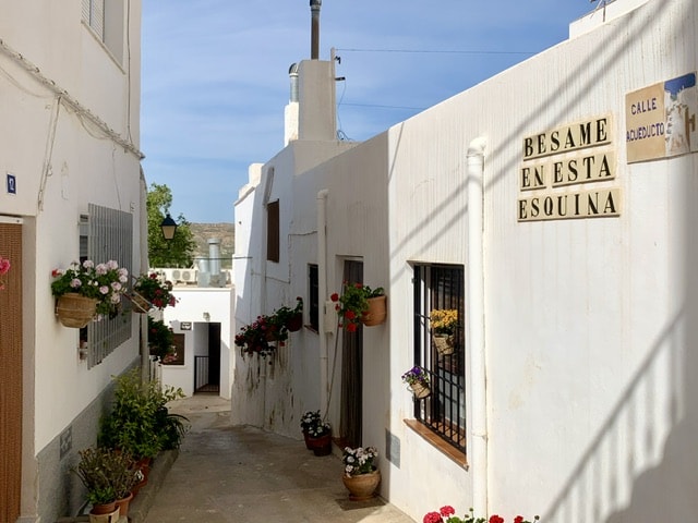 Image No.6-4 Bed Townhouse for sale