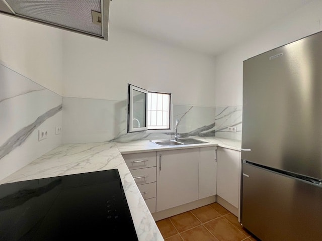 Image No.16-2 Bed Townhouse for sale