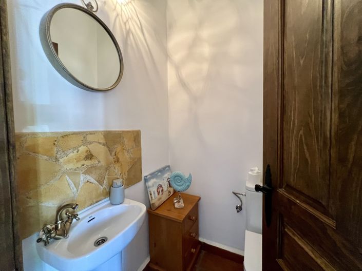 Image No.10-5 Bed Townhouse for sale