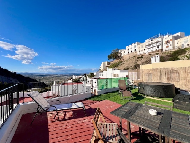 Image No.17-3 Bed Townhouse for sale