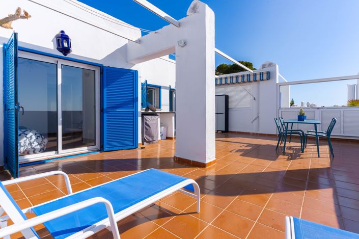 Image No.54-2 Bed Apartment for sale