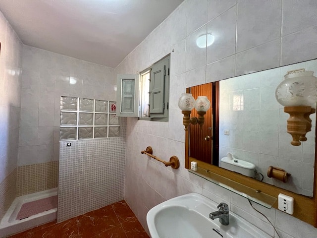 Image No.10-5 Bed Country House for sale