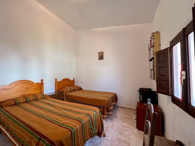 Image No.15-5 Bed Country House for sale