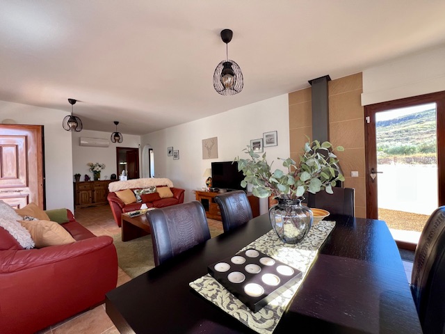 Image No.14-3 Bed Villa for sale