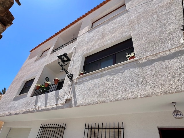 Image No.2-4 Bed Apartment for sale