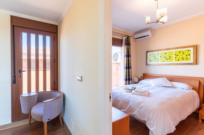 Image No.64-4 Bed Villa for sale