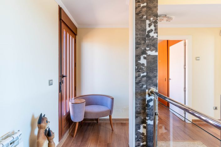 Image No.68-4 Bed Villa for sale