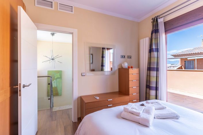 Image No.71-4 Bed Villa for sale