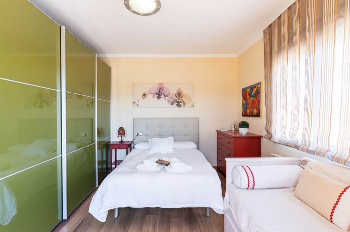 Image No.77-4 Bed Villa for sale