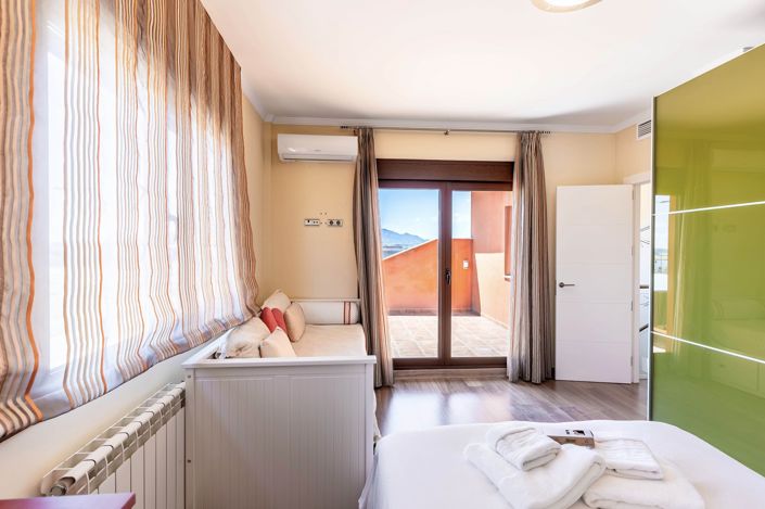 Image No.78-4 Bed Villa for sale