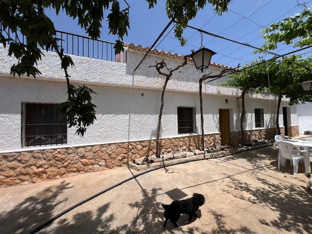 Image No.2-2 Bed Country House for sale